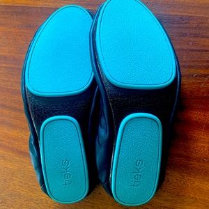 Almost new Tieks, only worn one time.
